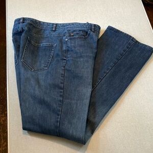 Coldwater Creek, Classic Fit, Women’s Size 10, Bootcut Blue Jeans.